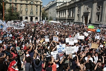 http://espirituarerungua.blogspot.com/2011/08/la-lucha-de-los-estudiantes-chilenos-en.html