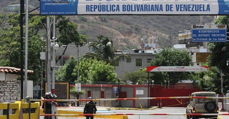 Bandas paramilitares, narcotráfico, y poder político y económico en Colombia y la frontera con Venezuela
