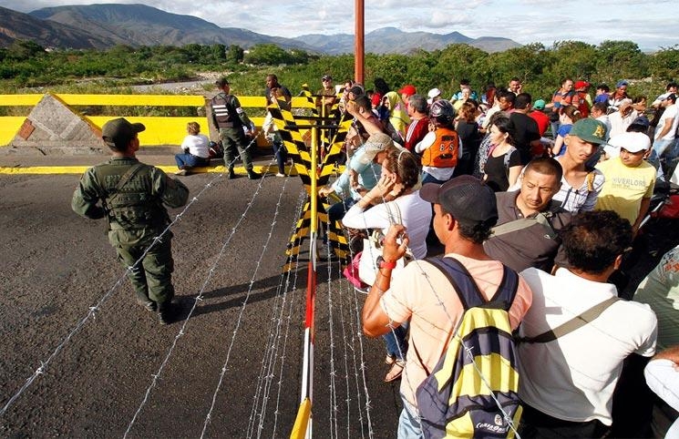 Maduro amplía la emergencia fronteriza
