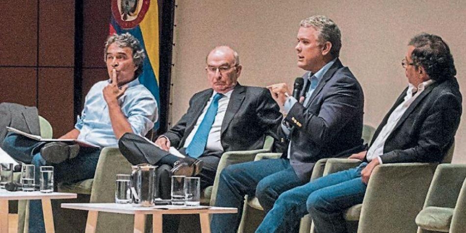 Sergio Fajardo (izq.), Humberto de la Calle, Iván Duque y Gustavo Petro. Foto: TWITTER: @ivanduque