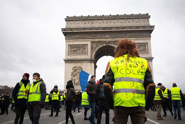 Olivier Ortelpa, París, “Chalecos amarillos”, Acte IX, Plaza de l’Etoile, 12/01/2019, https://www.flickr.com/photos/copivolta/46724069591/in/photostream/