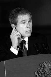 En una foto de archivo George W. Bush, ex presidente de Estados Unidos. Durante su administración se difundió en los medios electrónicos la existencia de armas de destrucción masiva como justificación de la guerra contra Iraq.Foto José Núñez.