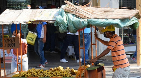http://zonacero.com/generales/trabajadores-informales-conozca-el-link-para-que-se-registren-y-reciban-auxilio-economico
