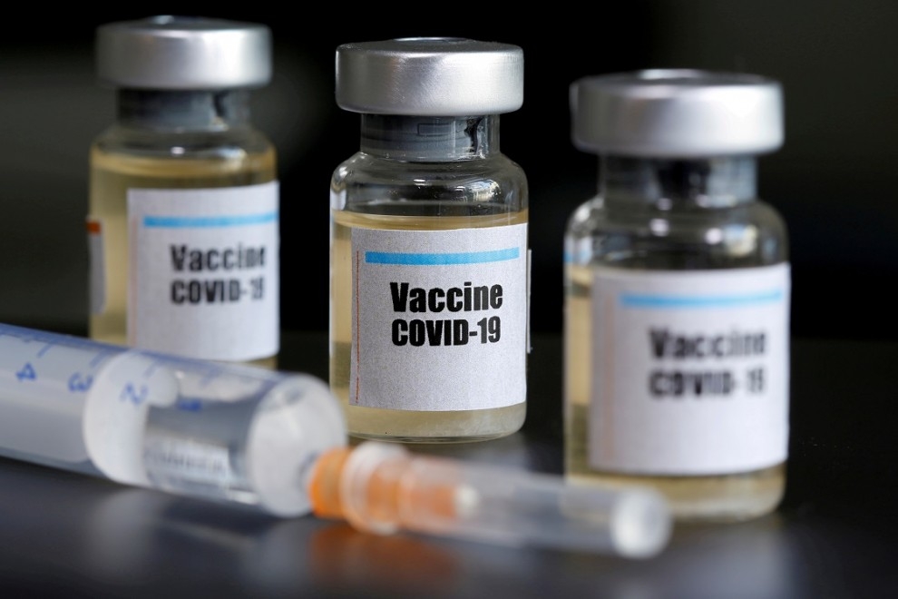 La Universidad de Oxford aspira a tener lista su vacuna en septiembre tras los ensayos en humanos 