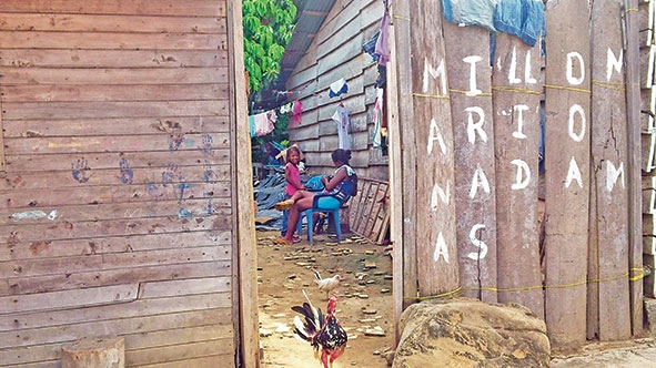 Carlos Mario Cano Restrepo, “Millonario nada más”, Necoclí, Antioquia. Septiembre 2012. https://www.flickr.com/photos/cmcr/8044049489/