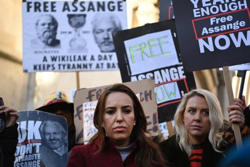 Assange se aferra a una última vía legal para frenar ‘in extremis’ su extradición a EEUU
