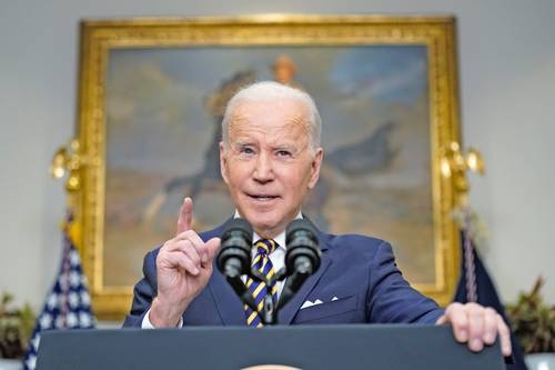 El presidente estadunidense, Joe Biden, anunció la prohibición de las importaciones de petróleo ruso, en represalia por la invasión a Ucrania. Foto Ap