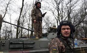 Asegura Rusia que sus tropas avanzan y Ucrania presume “éxitos notables”